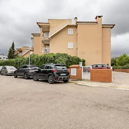 Olot Apartment